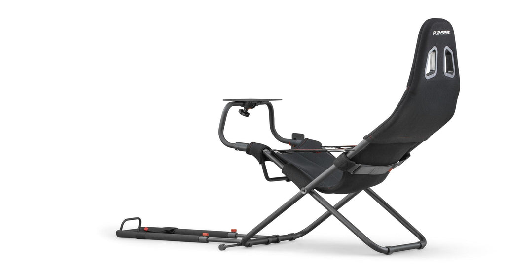 Playseat Challenge Black ActiFit simracingcockpit från sidan