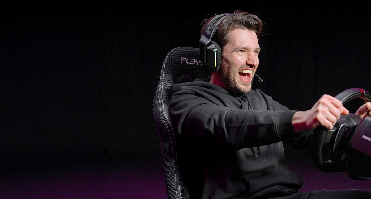 Playseat Evolution Racing Suède i en uppslukande simracingmiljö