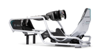 Playseat Formula Intelligence Mercedes-AMG F1 med Thrustmaster-ratt och pedaler sedd från sidan