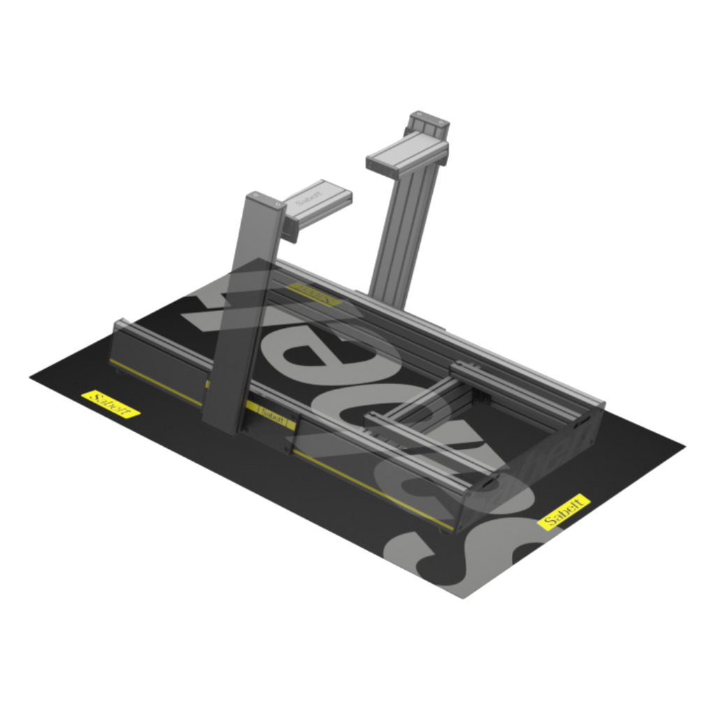 Sabelt Sim Floor Mat med simracing-cockpit pÃ¥ transparent bakgrund
